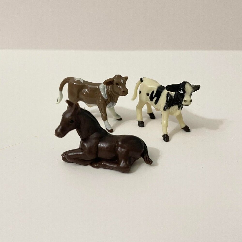 Lot of 3 ERTL Mini Animal Figures Cows and Horse
